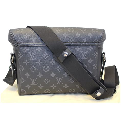 louis vuitton kim jones messenger bag|Messenger Voyager PM .